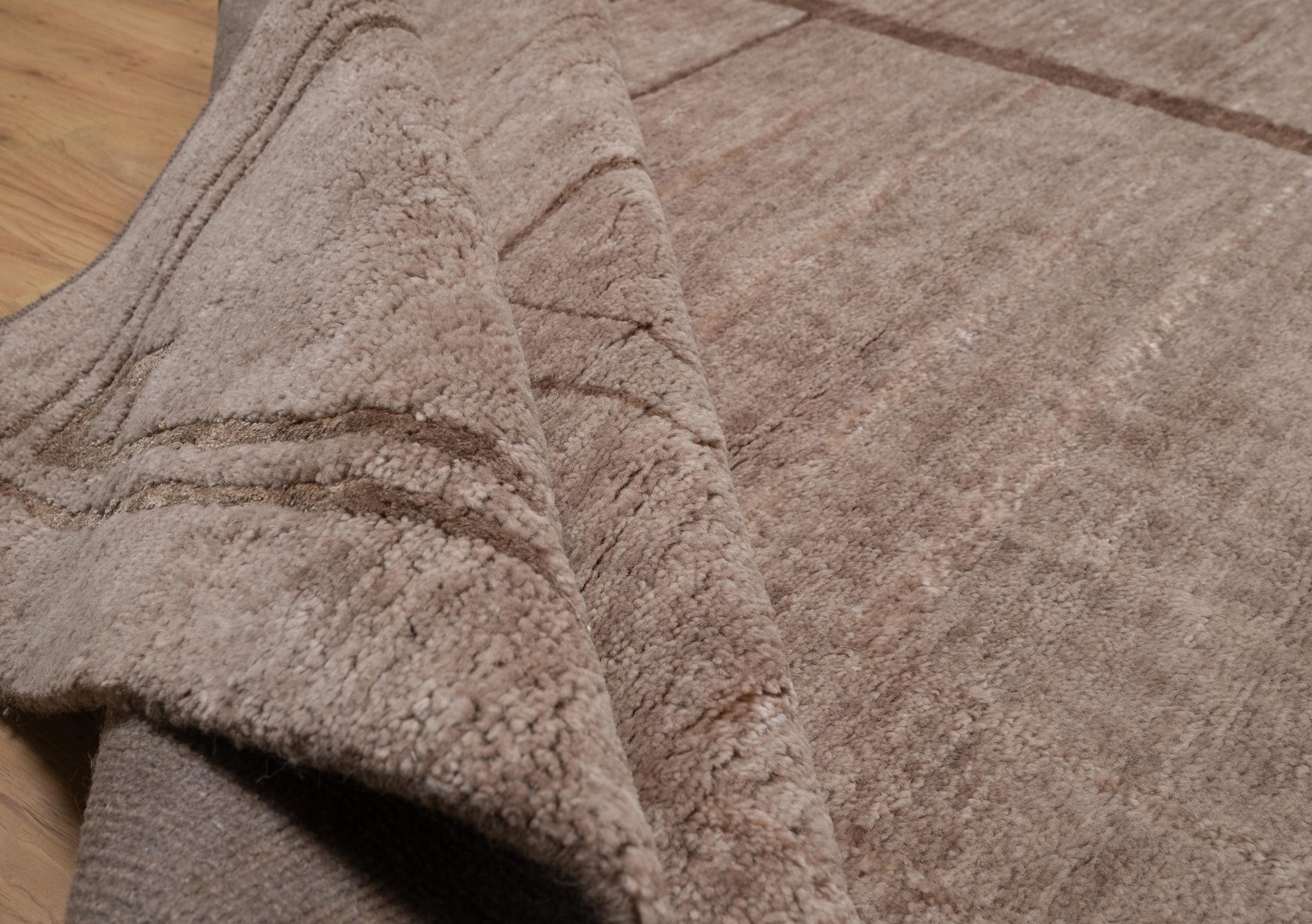 Open Field Frieze Taupe Wool Rug, Hand-Knotted Deco Lines, Mauve Greige Minimalist Area Rug 8x10 | Custom Size