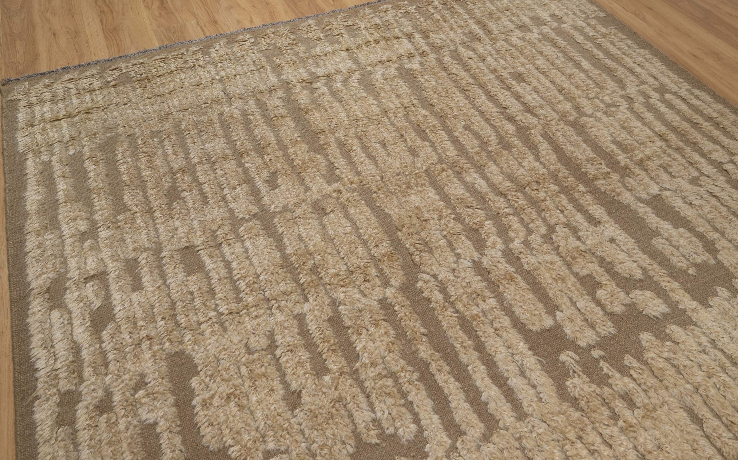 Craft Loop Fleece Oat Wool Rug, Hand-Knotted High Low Pile, Ivory Brown Textured Area Rug 8x8 | Custom Size