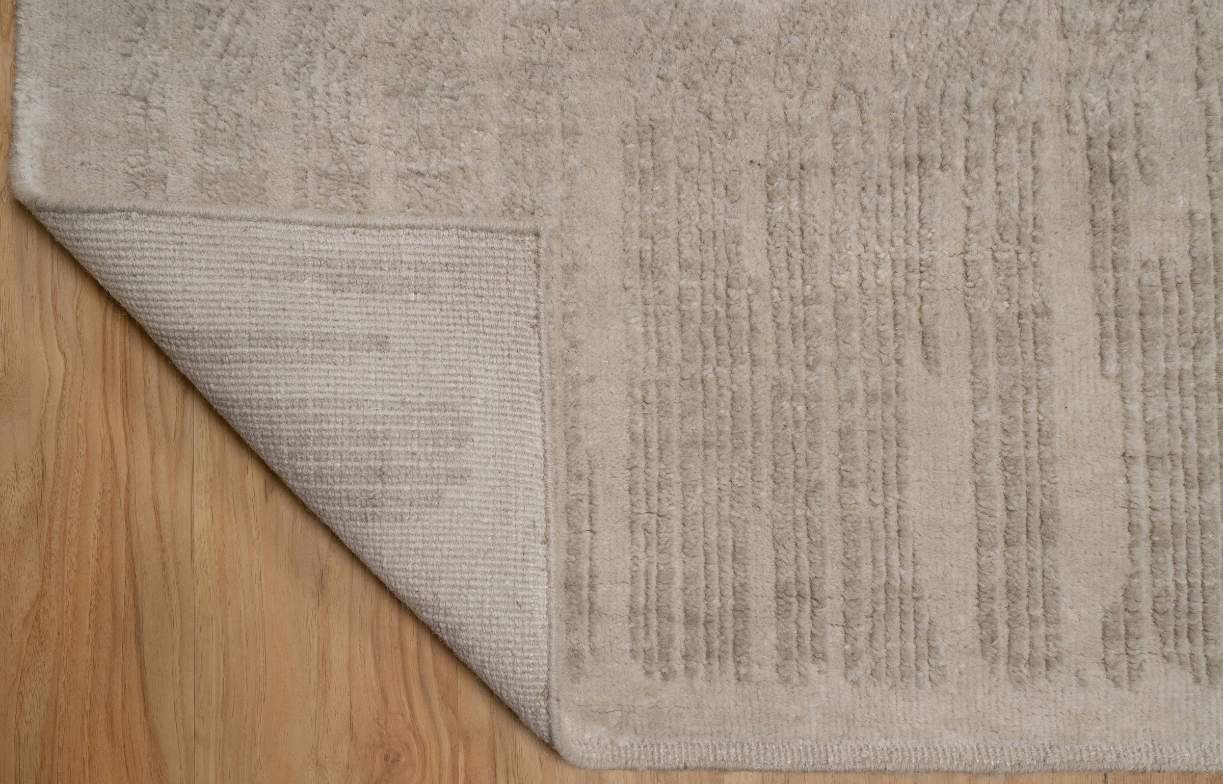 Still Water Mist Fog Wool Rug, Hand-Knotted Tonal Sheen, Soft Grey Greige Area Rug 8x10 | Custom Size