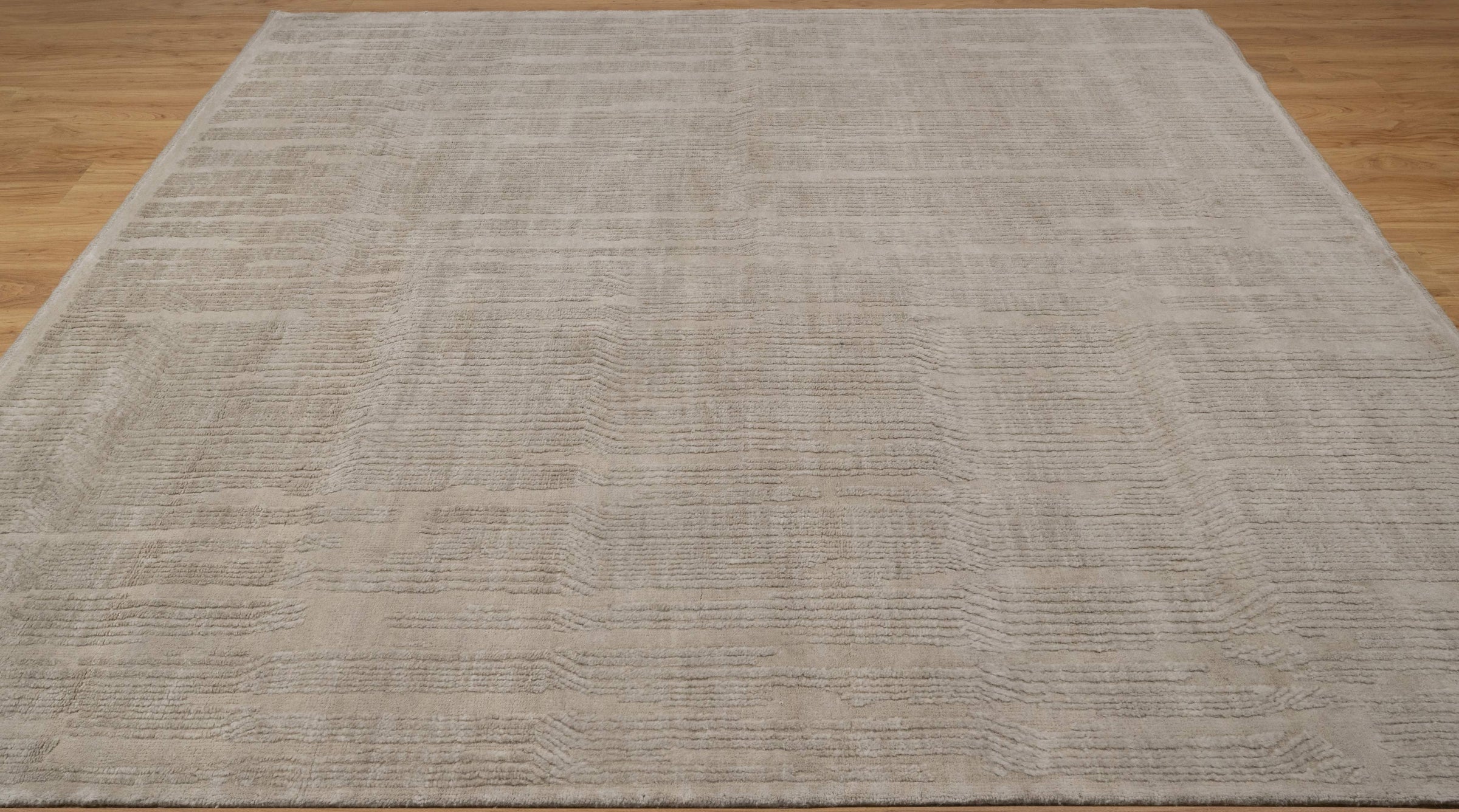 Still Water Mist Fog Wool Rug, Hand-Knotted Tonal Sheen, Soft Grey Greige Area Rug 8x10 | Custom Size