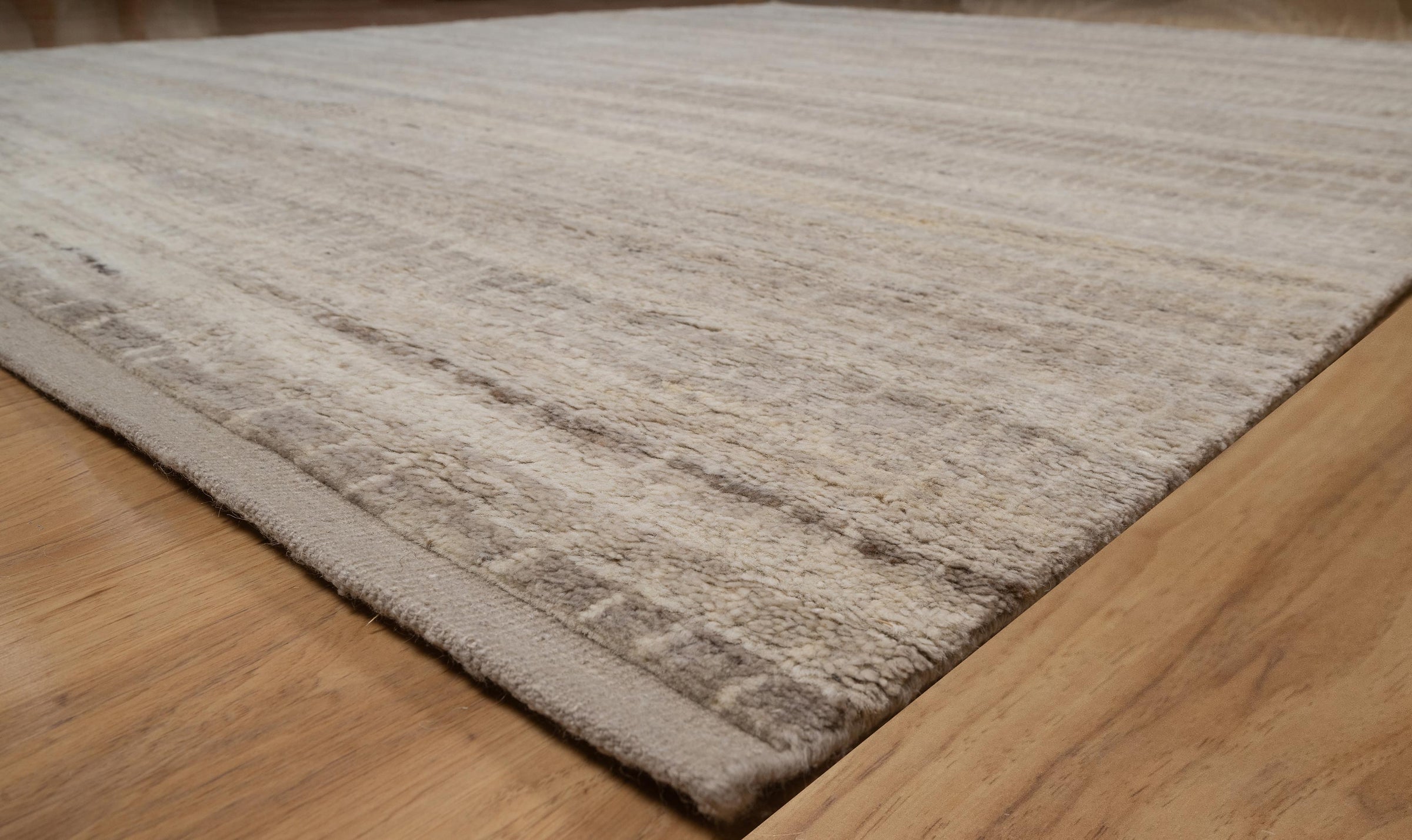 Still Water Lustre Pearl Wool Rug, Hand-Knotted Fine Crosshatch, Silver Greige Area Rug 8x10 | Custom Size