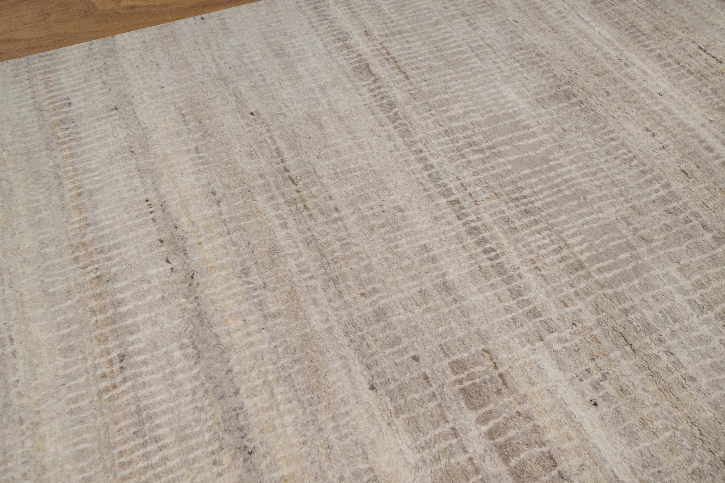 Still Water Lustre Pearl Wool Rug, Hand-Knotted Fine Crosshatch, Silver Greige Area Rug 8x10 | Custom Size