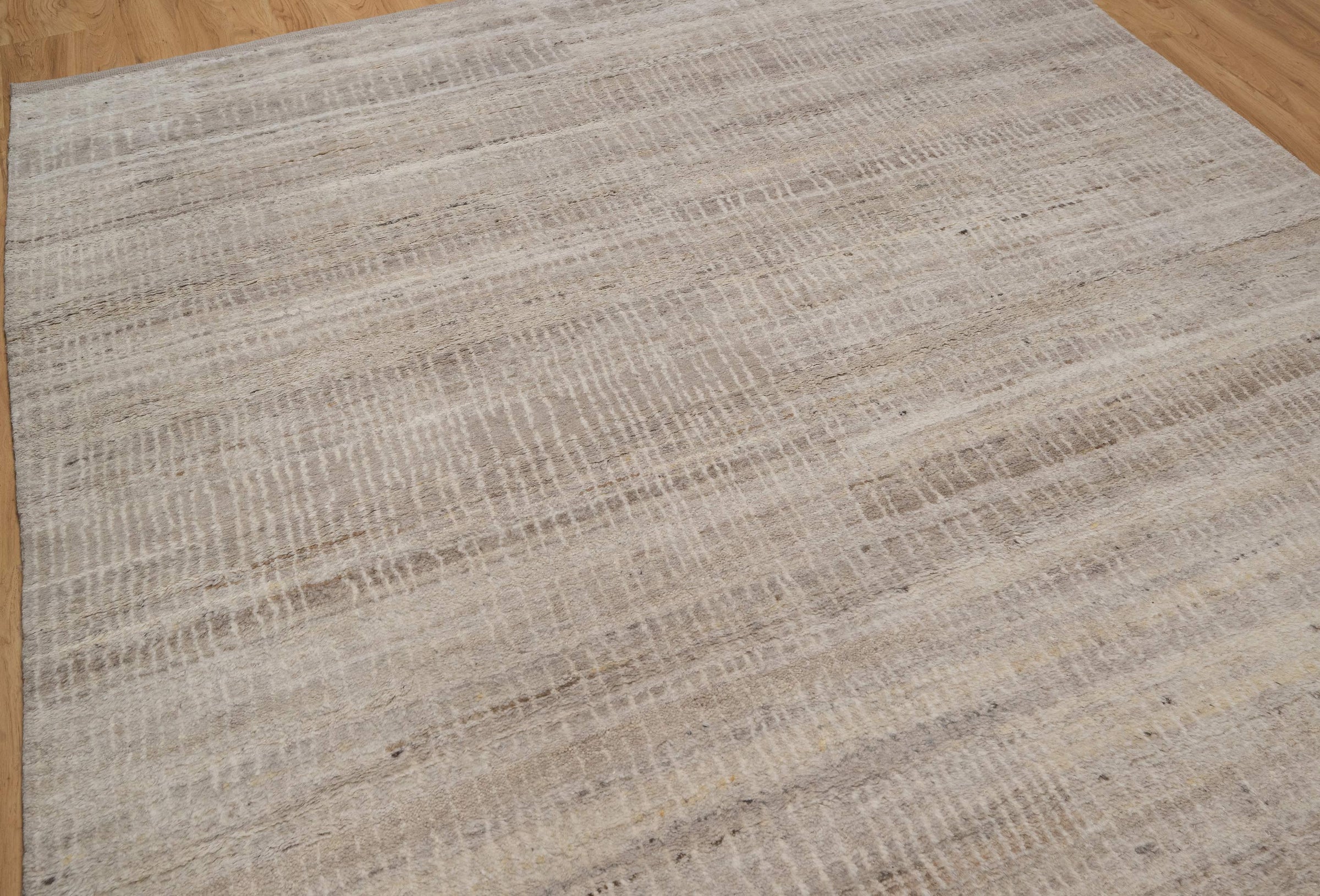 Still Water Lustre Pearl Wool Rug, Hand-Knotted Fine Crosshatch, Silver Greige Area Rug 8x10 | Custom Size